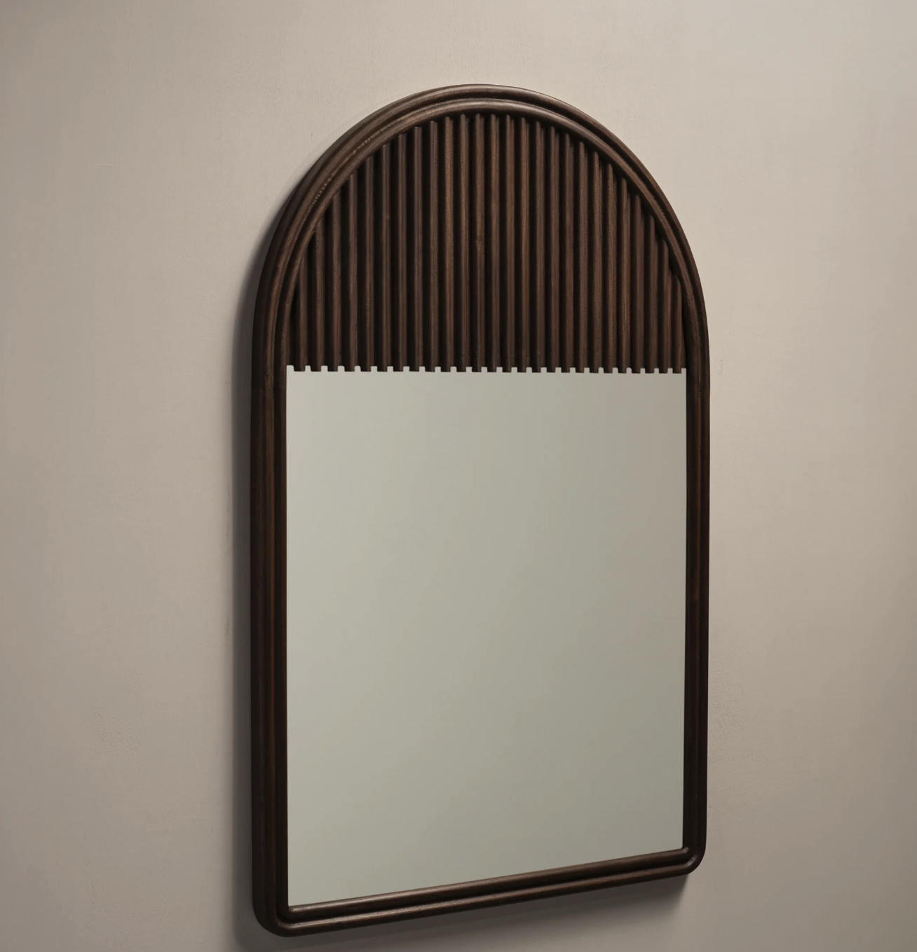 FRINGE MIRROR ARCHED 36 par Roll & Hill