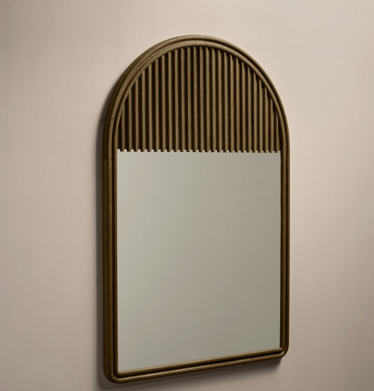 FRINGE MIRROR ARCHED 36 par Roll & Hill