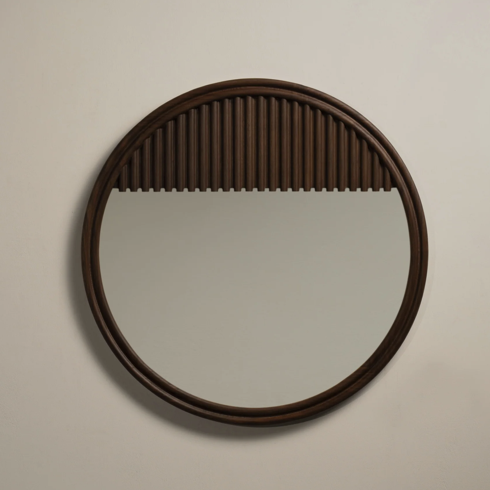 FRINGE MIRROR ROUND 24 par Roll & Hill