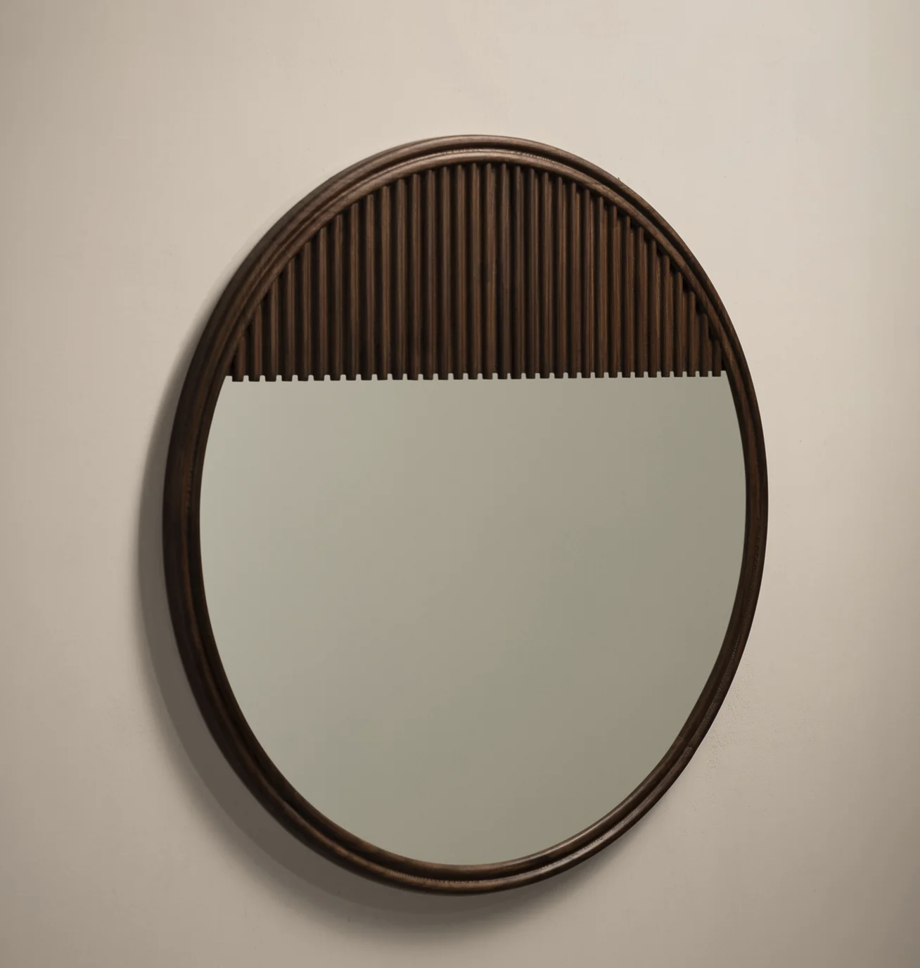 FRINGE MIRROR ROUND 32 par Roll & Hill