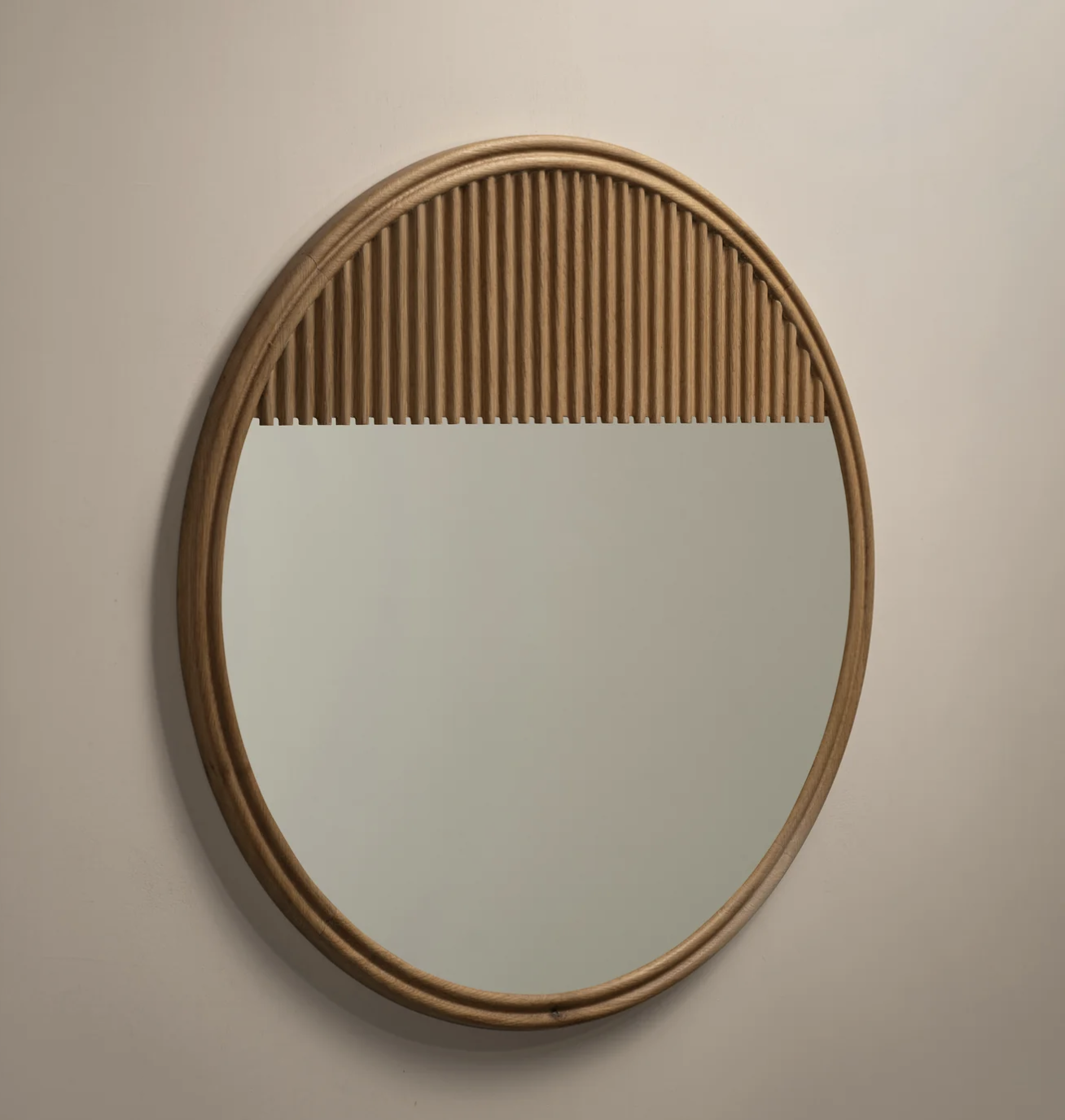 FRINGE MIRROR ROUND 32 par Roll & Hill