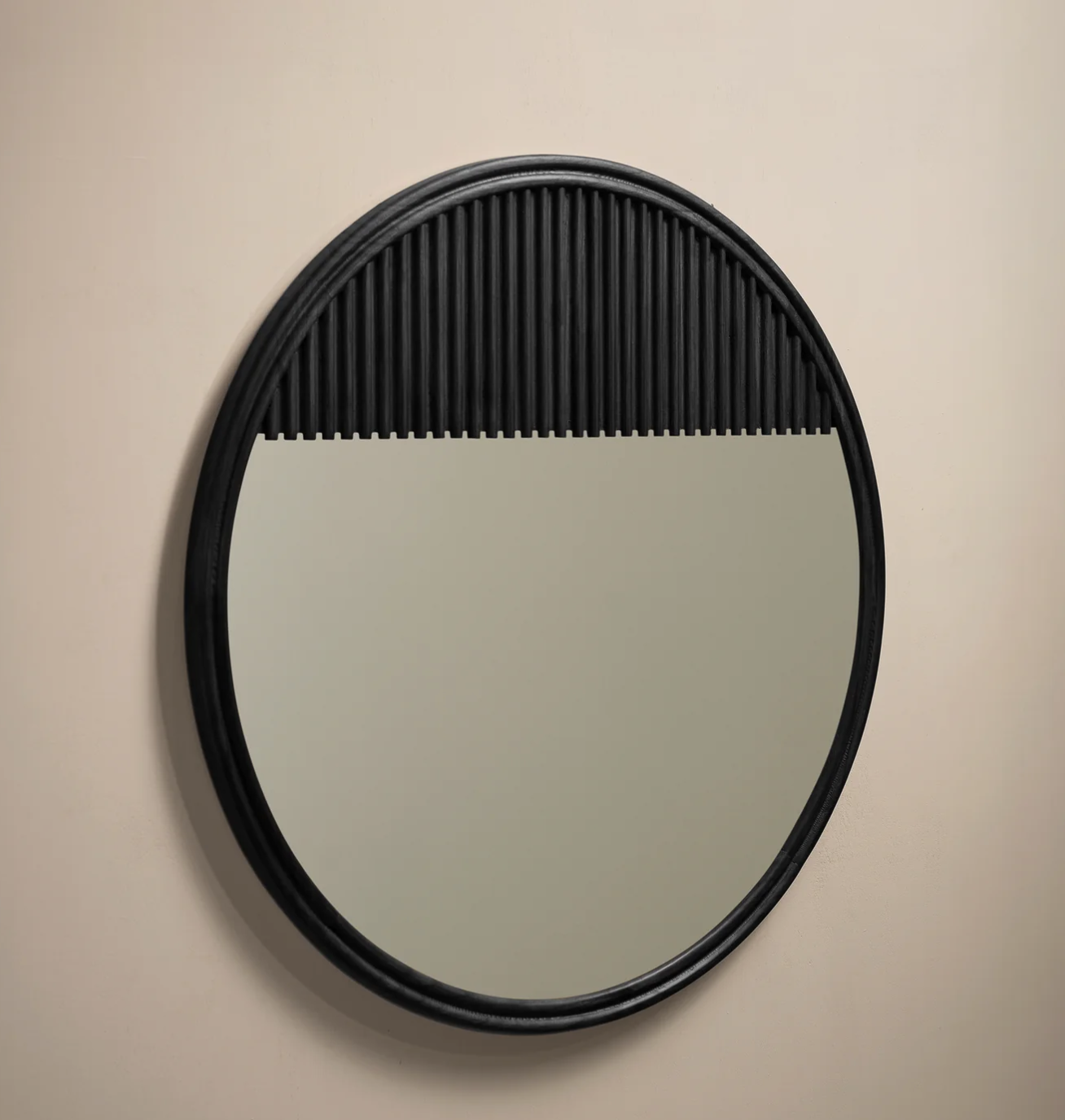 FRINGE MIRROR ROUND 32 par Roll & Hill