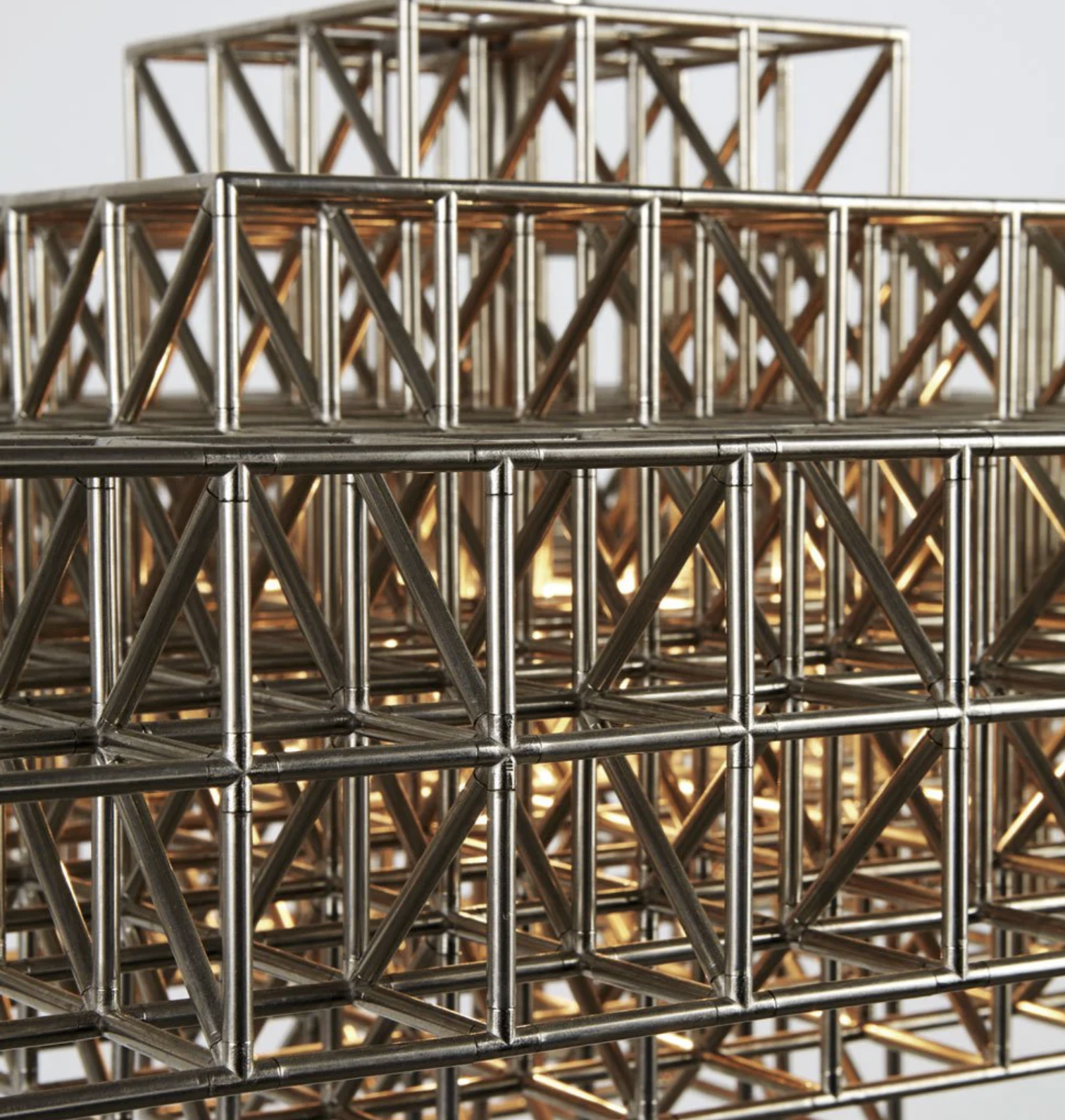 GRIDLOCK PENDANT - 1912 par Roll & Hill