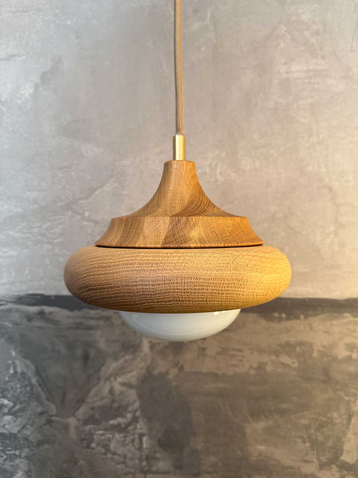 HUMBOLDT PENDANT 02 - WOOD par Roll & Hill