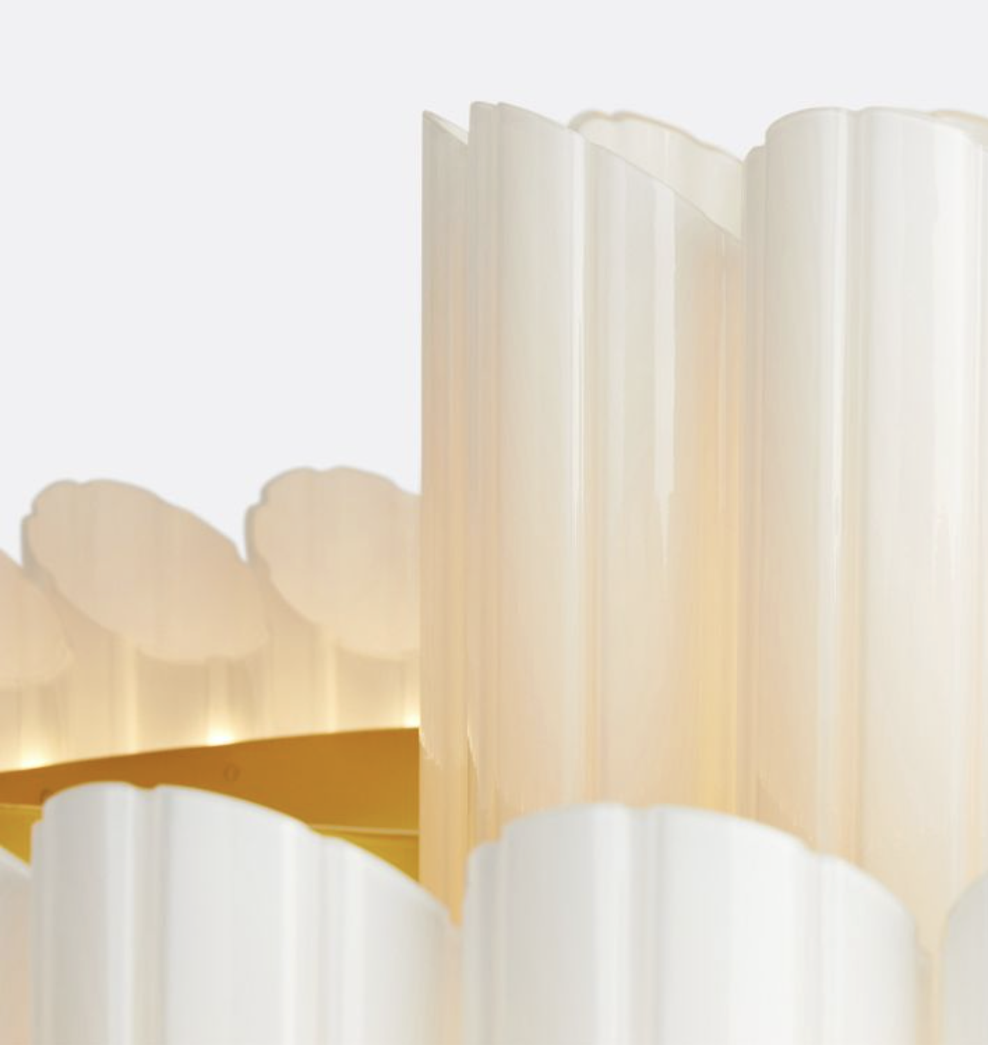 Lorna Chandelier x Rejuvenation par Roll & Hill