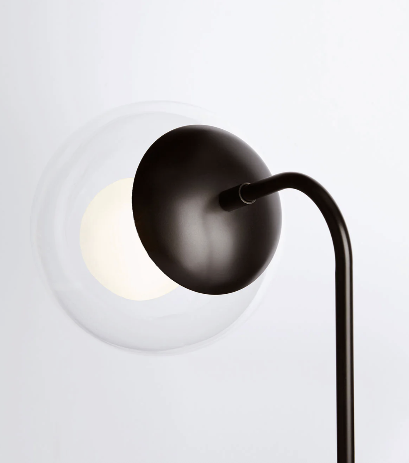 MODO DESK LAMP par Roll & Hill