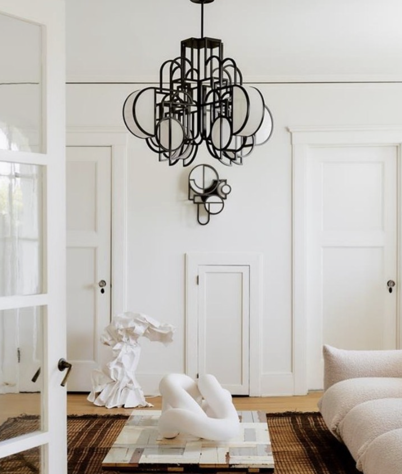 MOONRISE CHANDELIER 02 par Roll & Hill