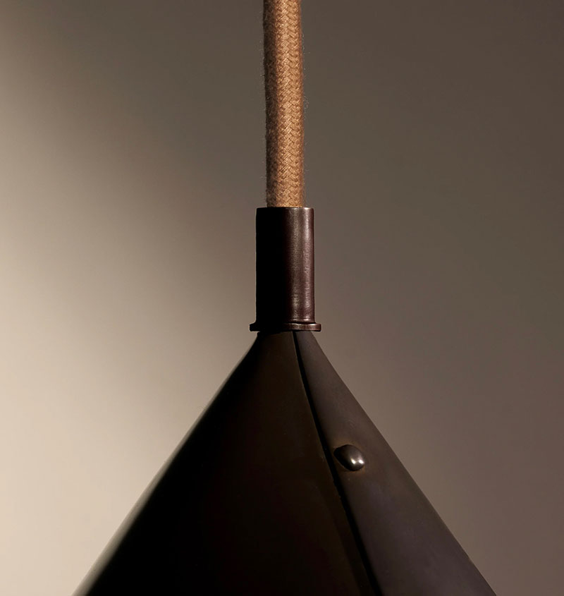 PETAL PENDANT par Roll & Hill