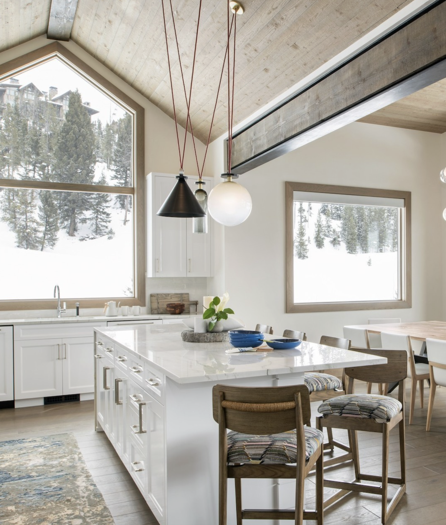 SHAPE UP 3 PIECE CHANDELIER par Roll & Hill