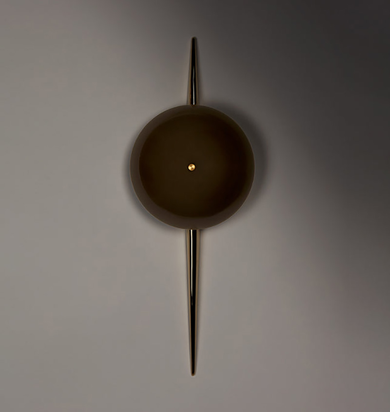 THE LADDI SCONCE - ROUND SHADE par Roll & Hill