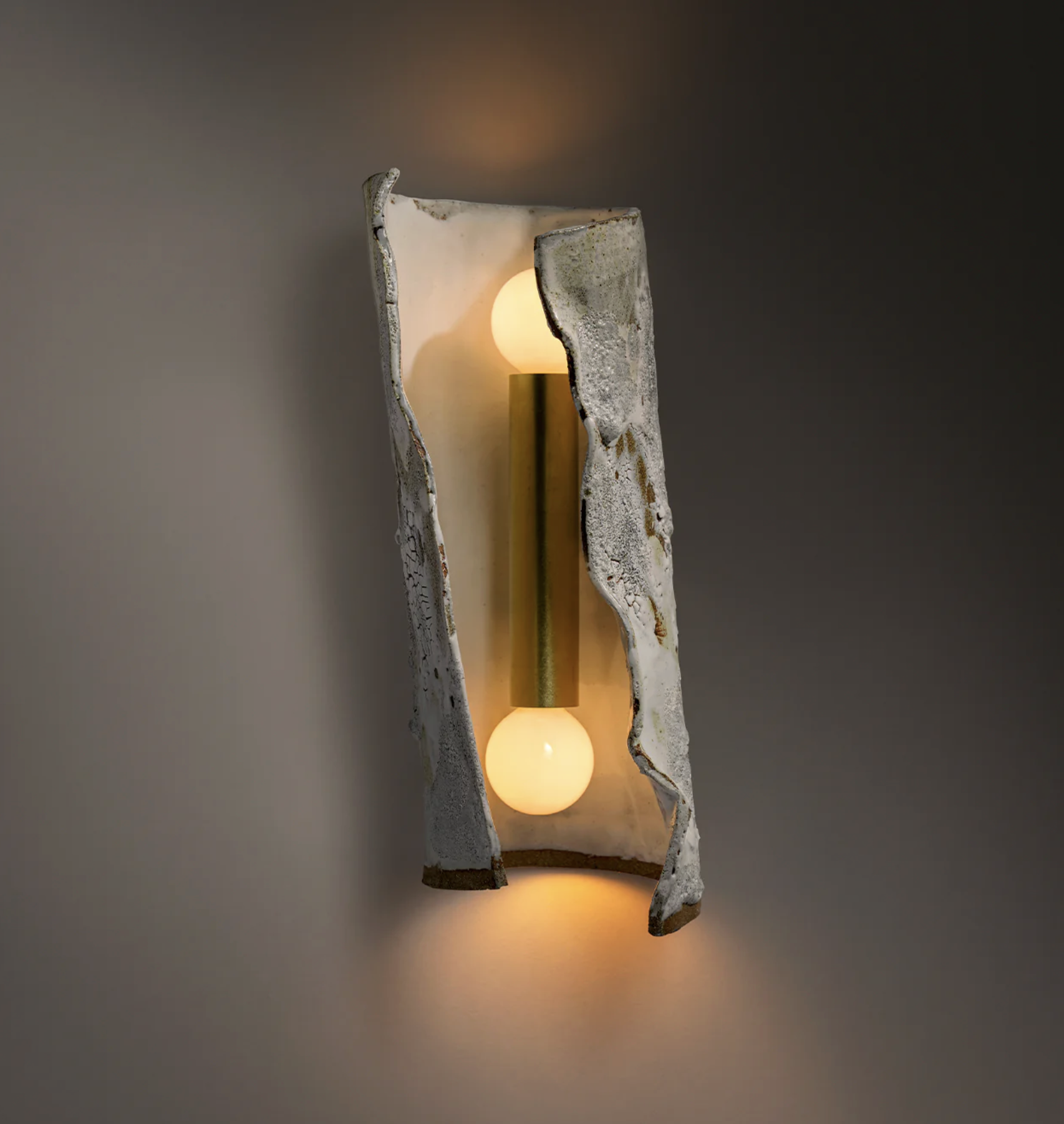 THEA SCONCE par Roll & Hill