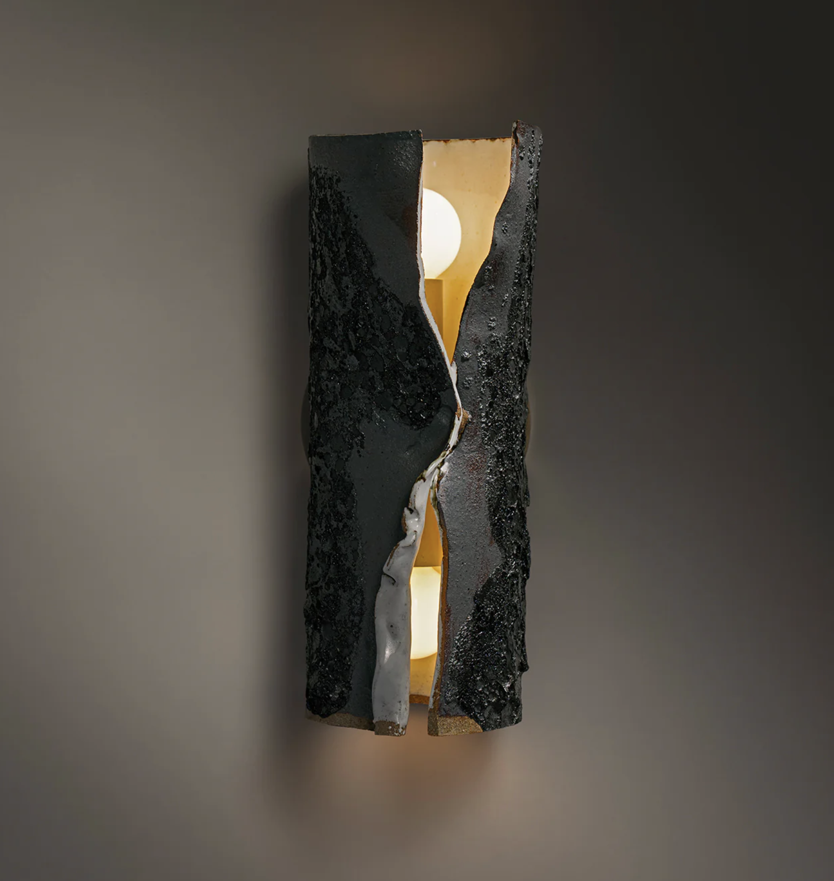 THEA SCONCE par Roll & Hill