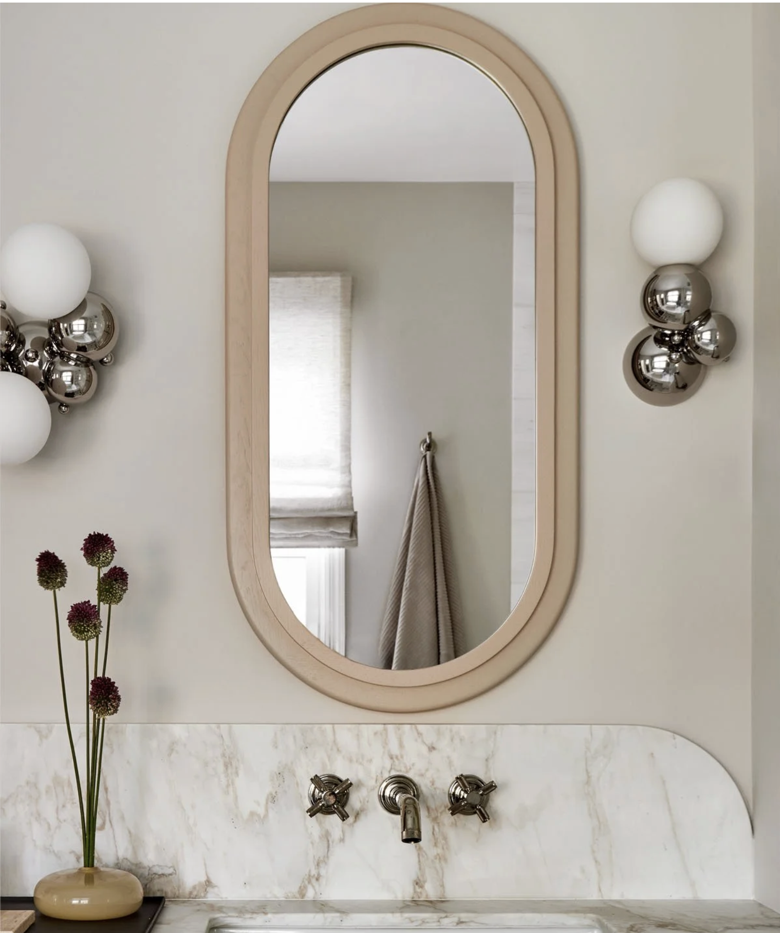 BUBBLY 01 WALLMOUNT par Rosie Li