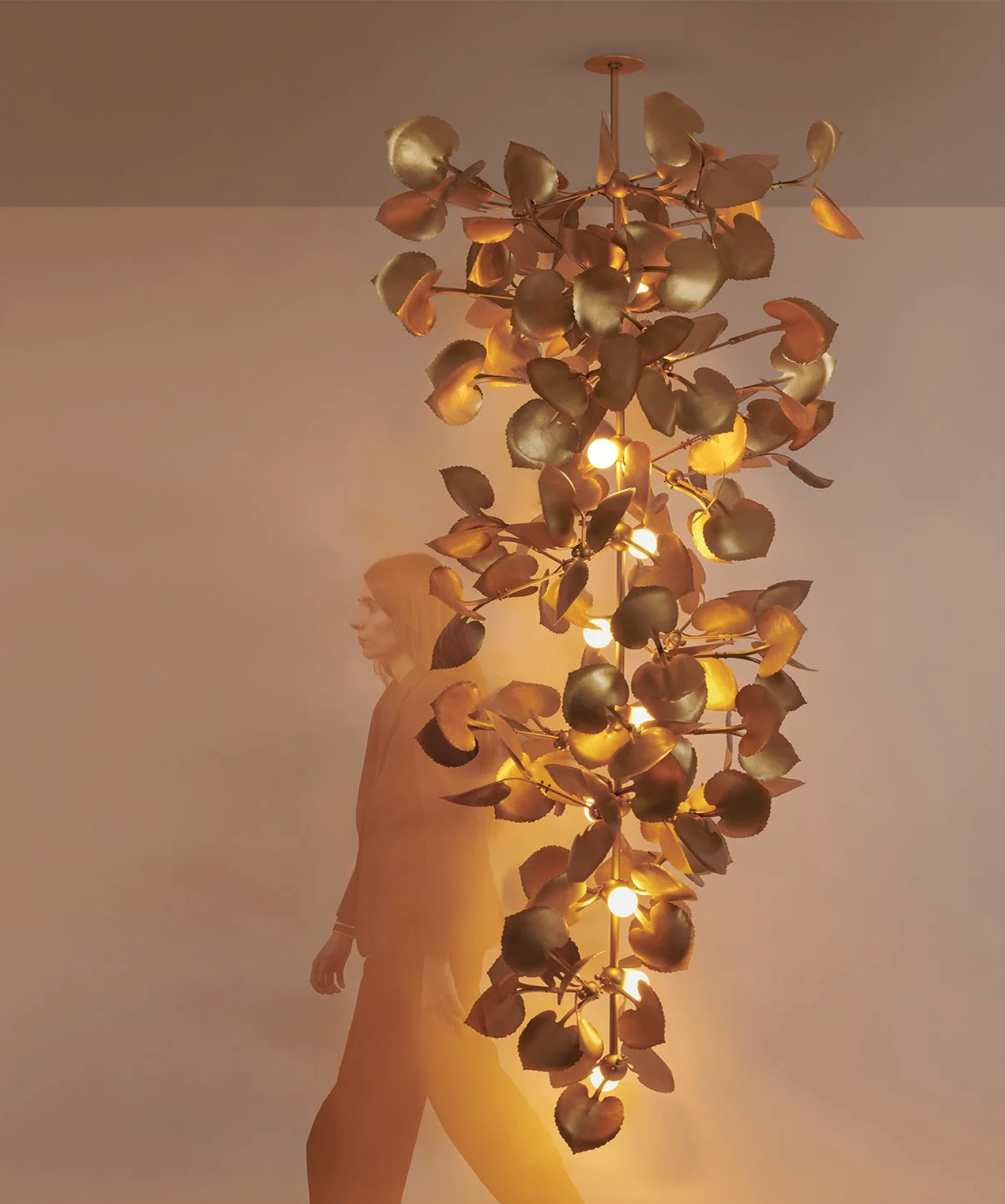 CUSTOM ASPEN 10 CHANDELIER par Rosie Li