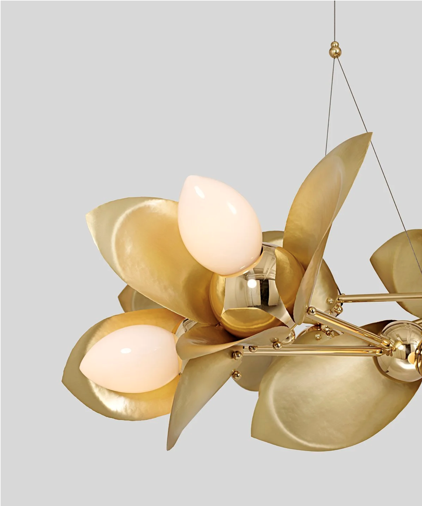 CUSTOM LAUREL BLOSSOM 14 CHANDELIER par Rosie Li