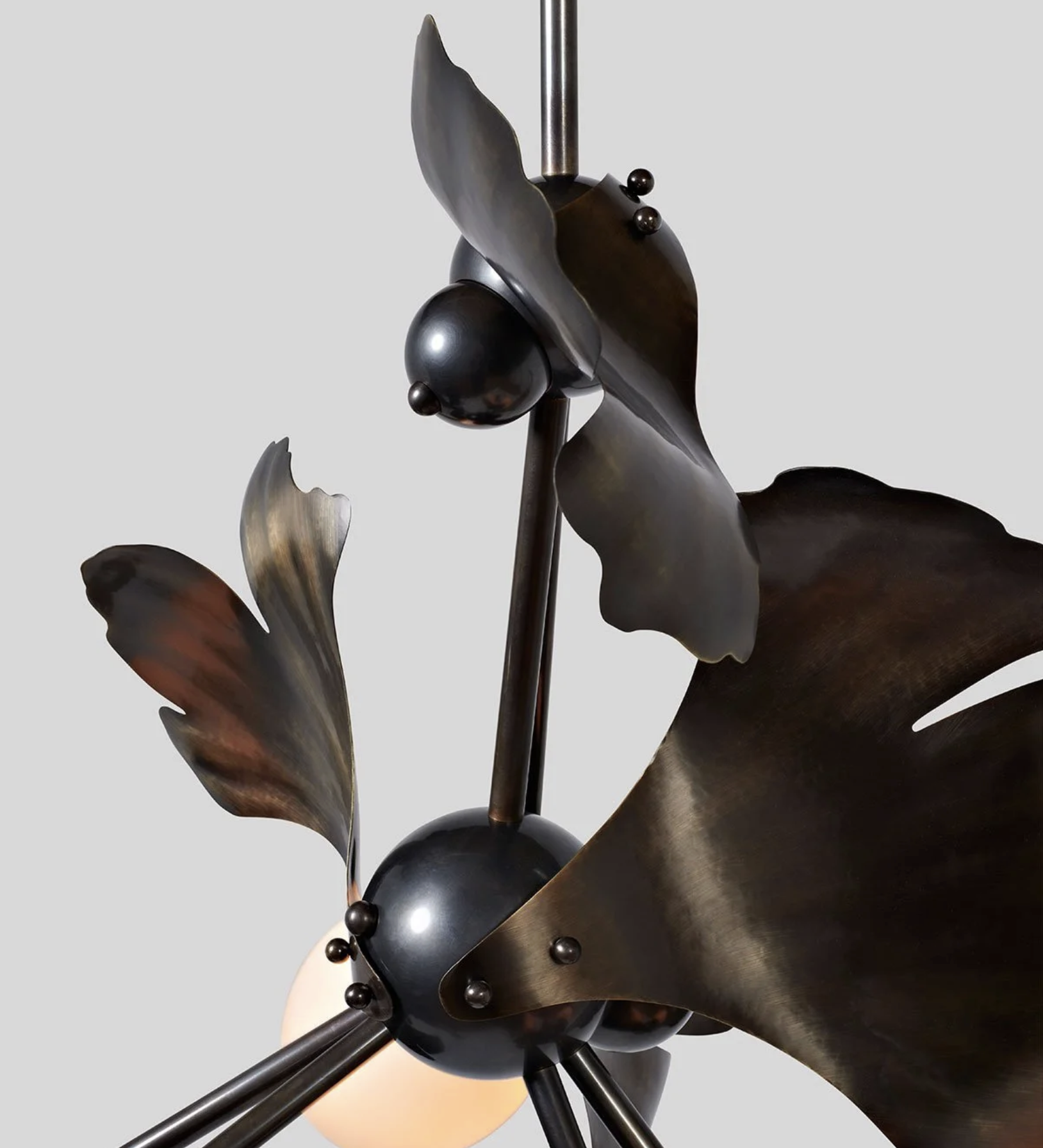 GINKGO BLOSSOM 04  PENDANT par Rosie Li