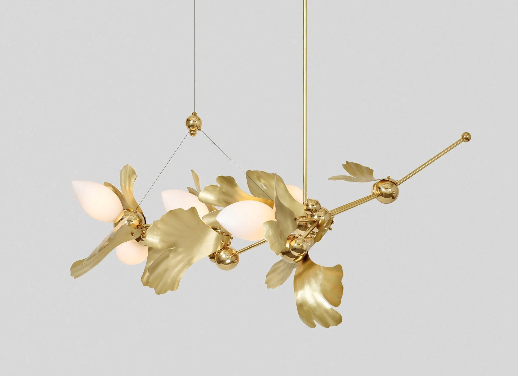 GINKGO BLOSSOM 05 CHANDELIER par Rosie Li