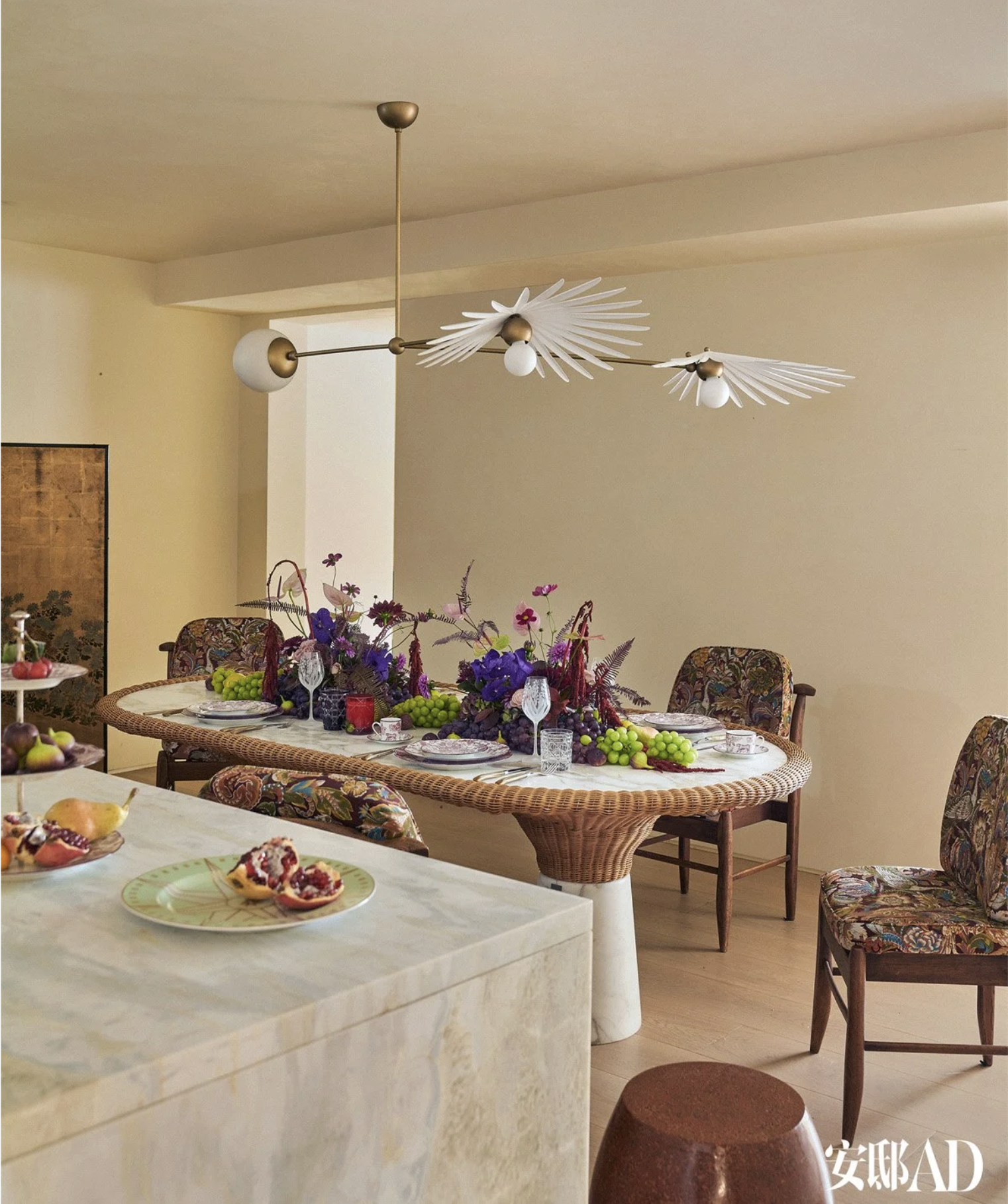 INEZ CHANDELIER par Rosie Li