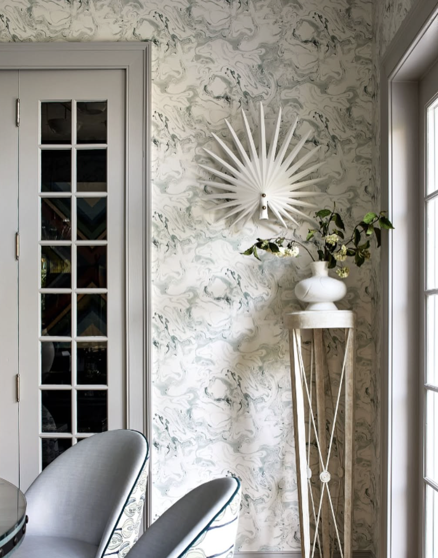 INEZ WALLMOUNT par ROSIE LI