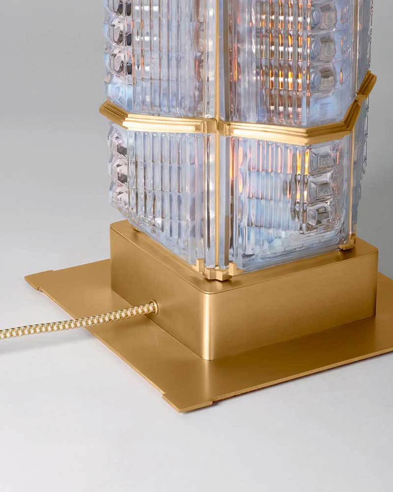 JEWEL BLOCK FLOOR LAMP 01 par Rosie Li