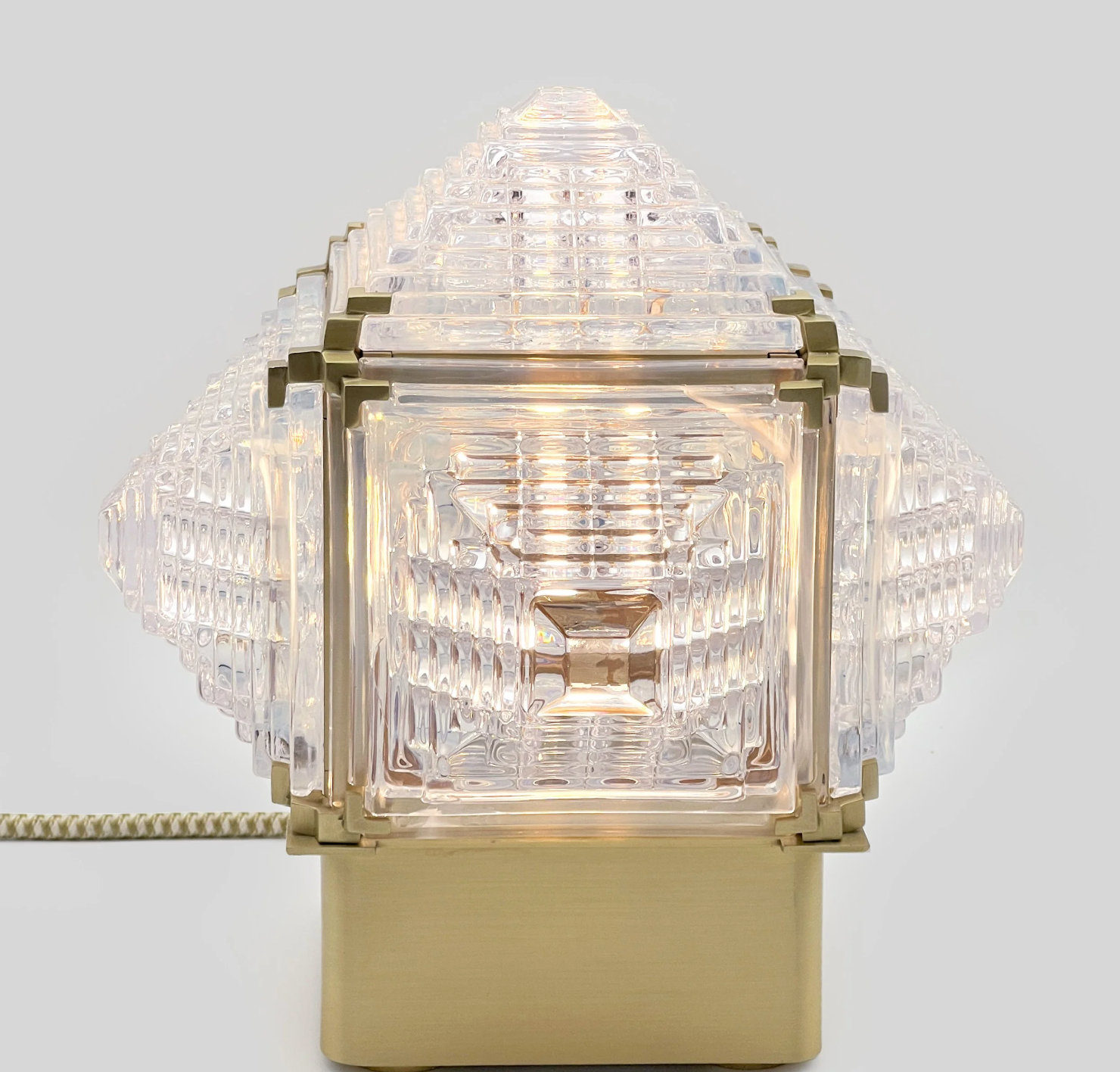 JEWEL BLOCK FLOOR LAMP par ROSIE LI
