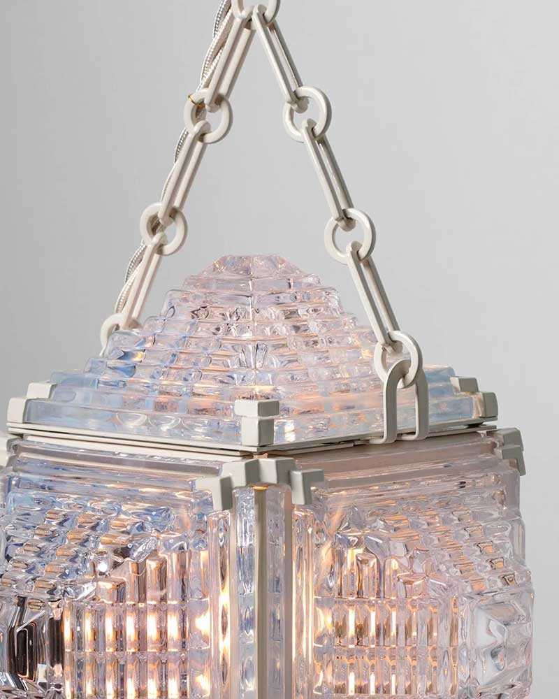 JEWEL BLOCK PENDANT 01 par Rosie Li