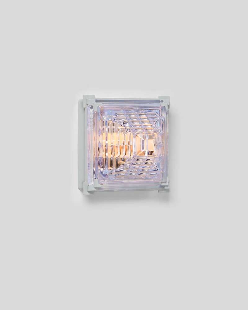 JEWEL BLOCK WALLMOUNT 01 par Rosie Li
