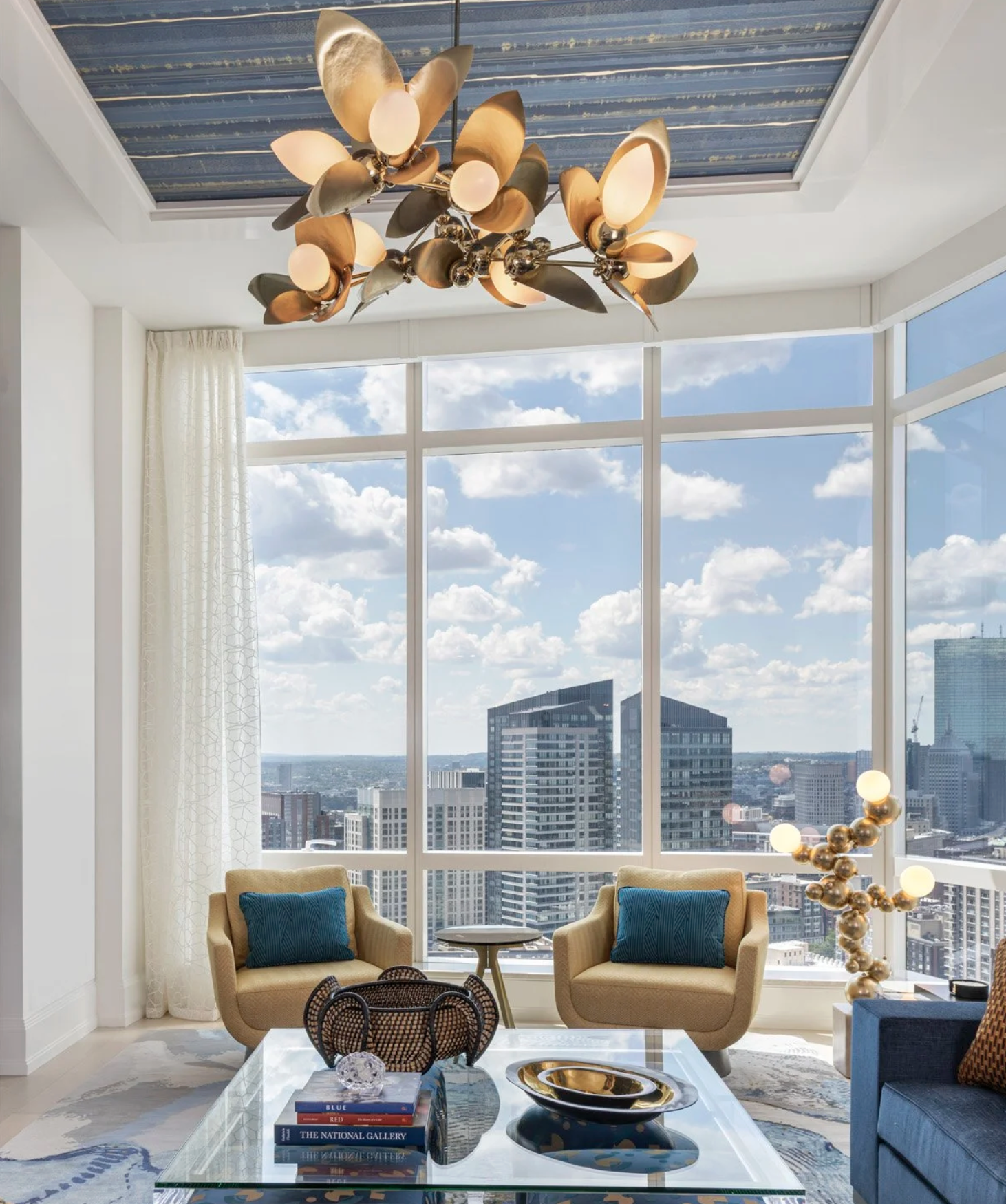 LAUREL BLOSSOM 09 CHANDELIER par Rosie Li