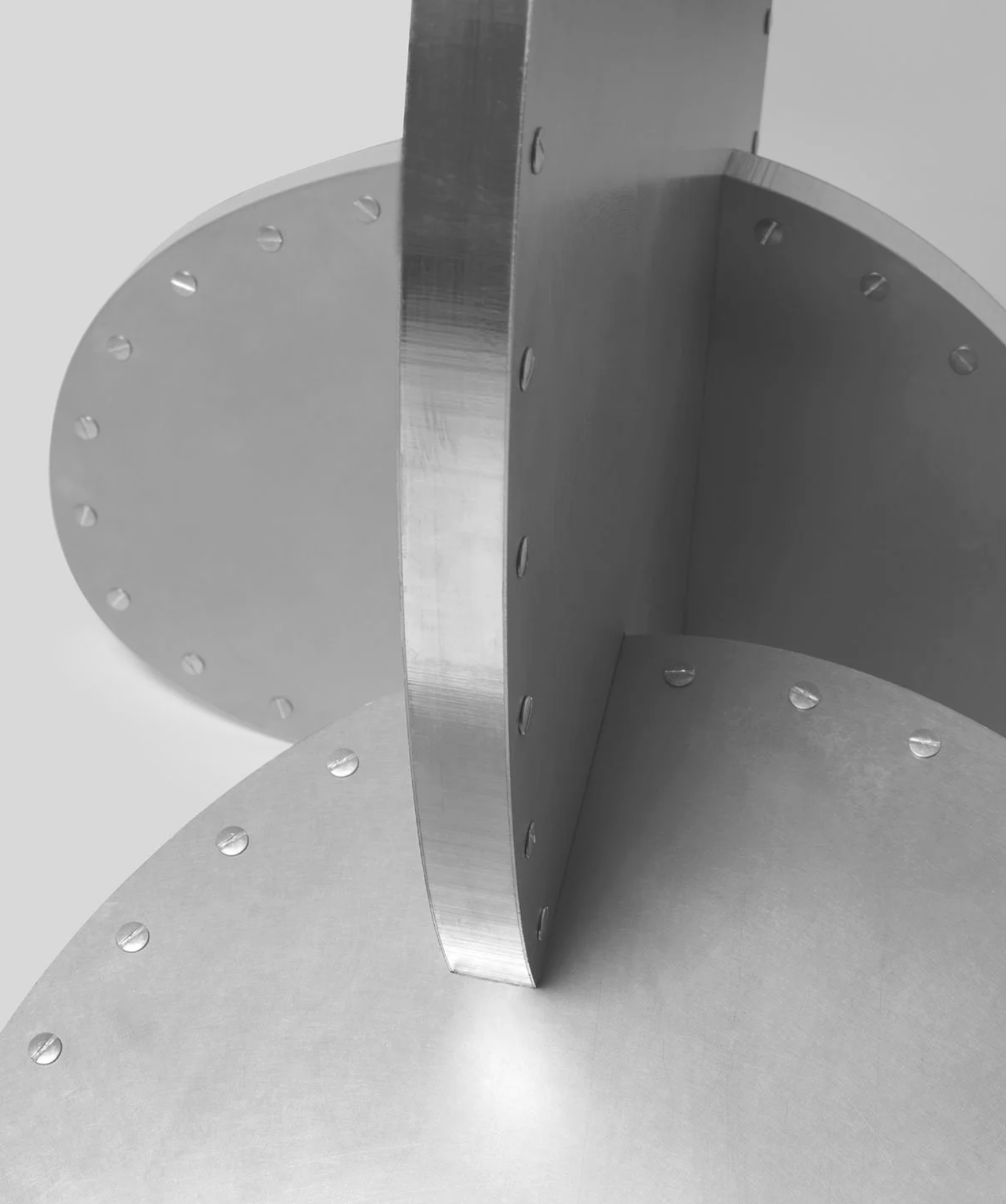 PEBBLE FLOOR LAMP par Rosie Li