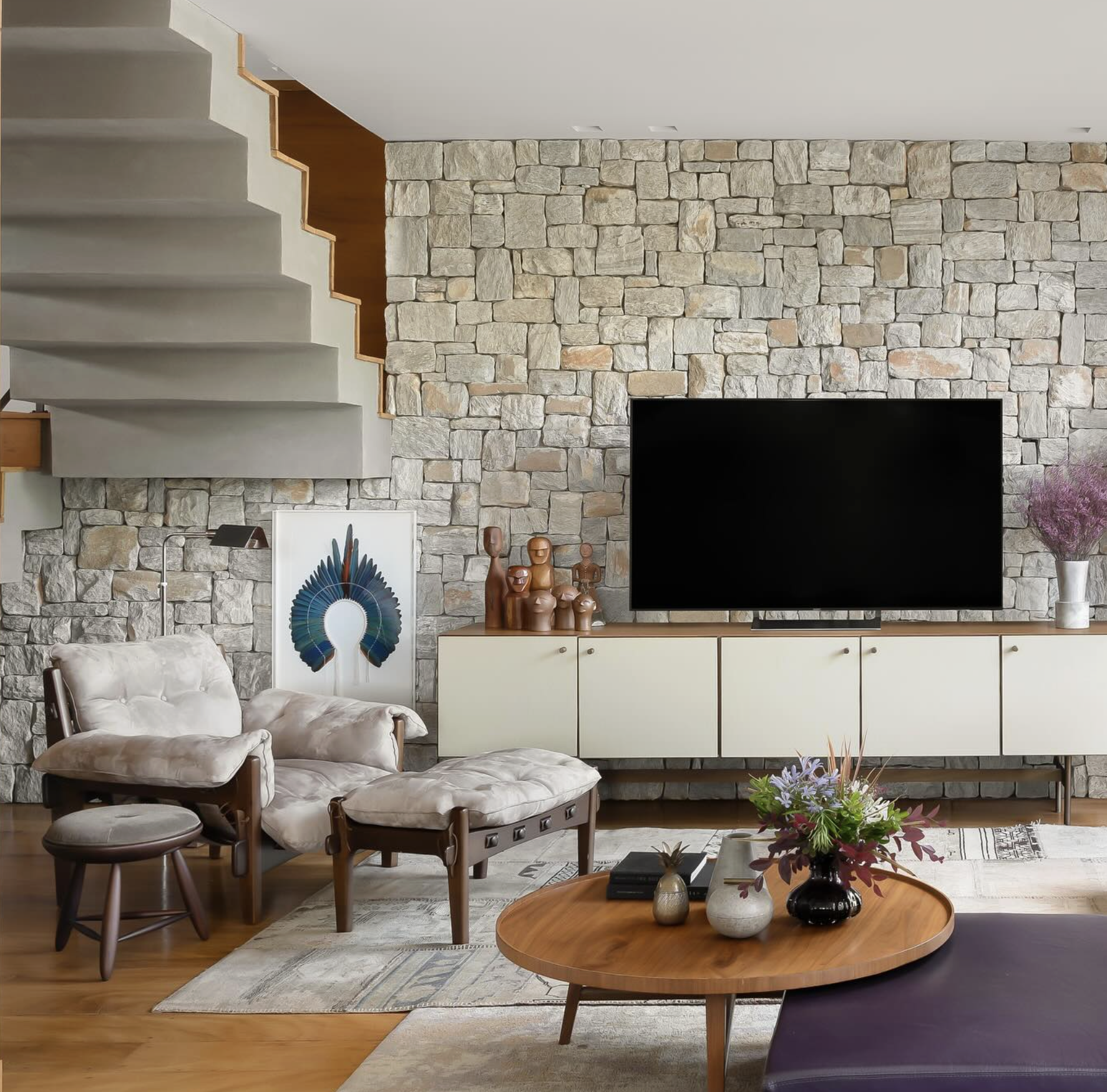 MOLECA ARMCHAIR par Sergio Rodrigues