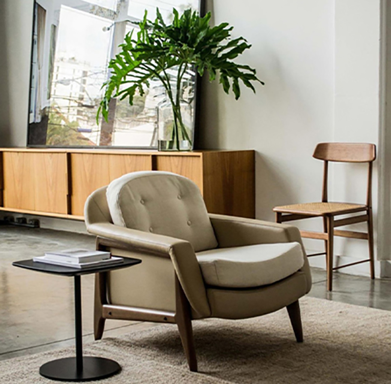 STELLA LOW CHAIR par Sergio Rodrigues
