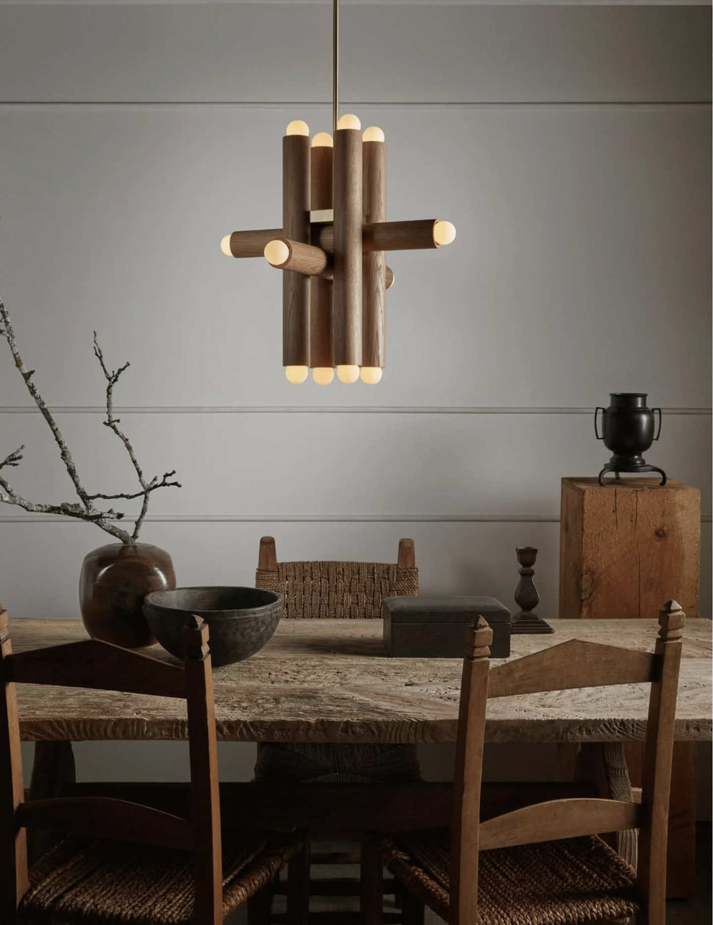 HIEROGLYPH PENDANT XII par Workstead