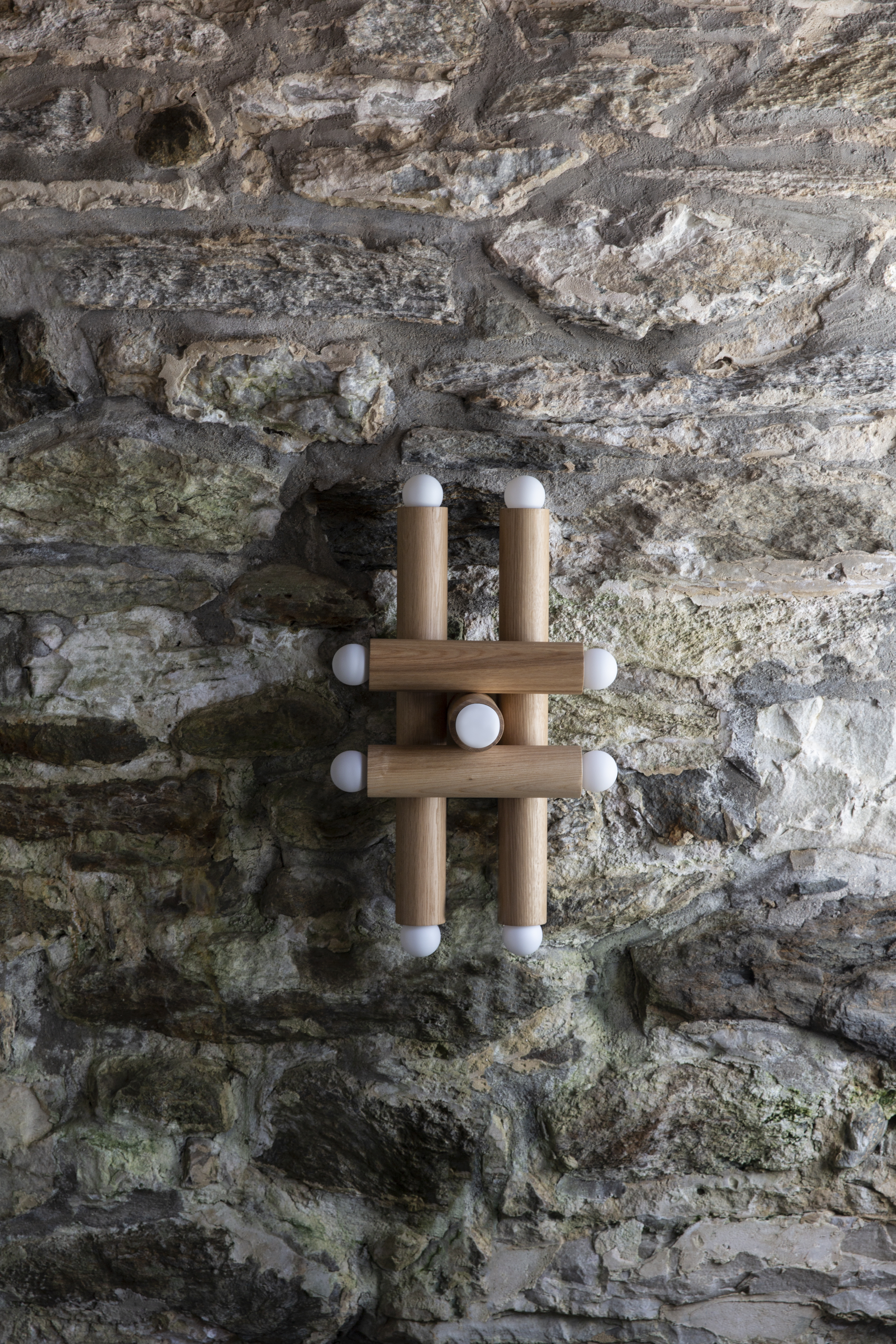HIEROGLYPH SCONCE par Workstead