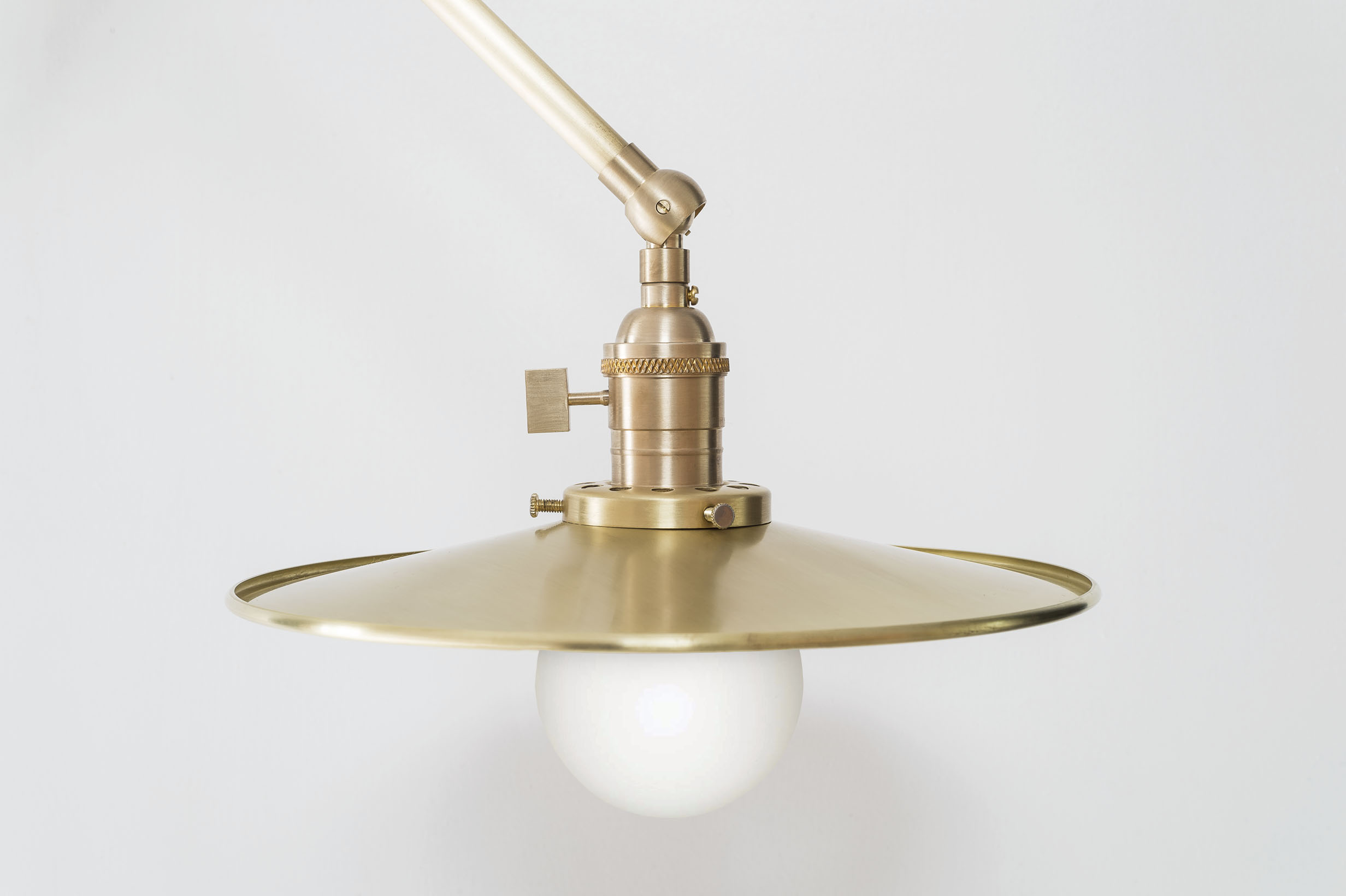 INDUSTRIAL WALL LAMP par Workstead