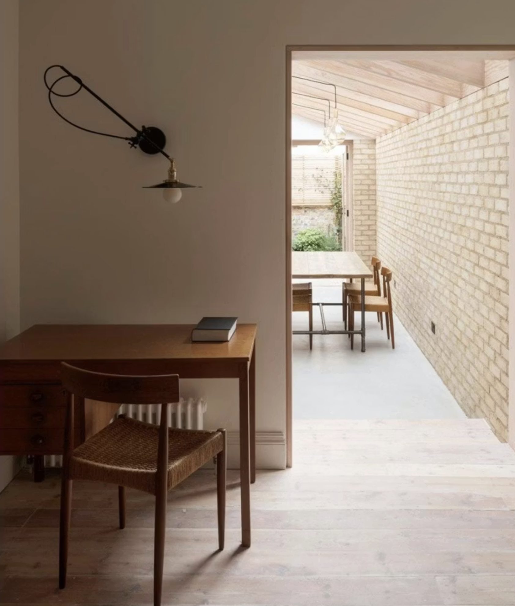 INDUSTRIAL WALL LAMP par Workstead