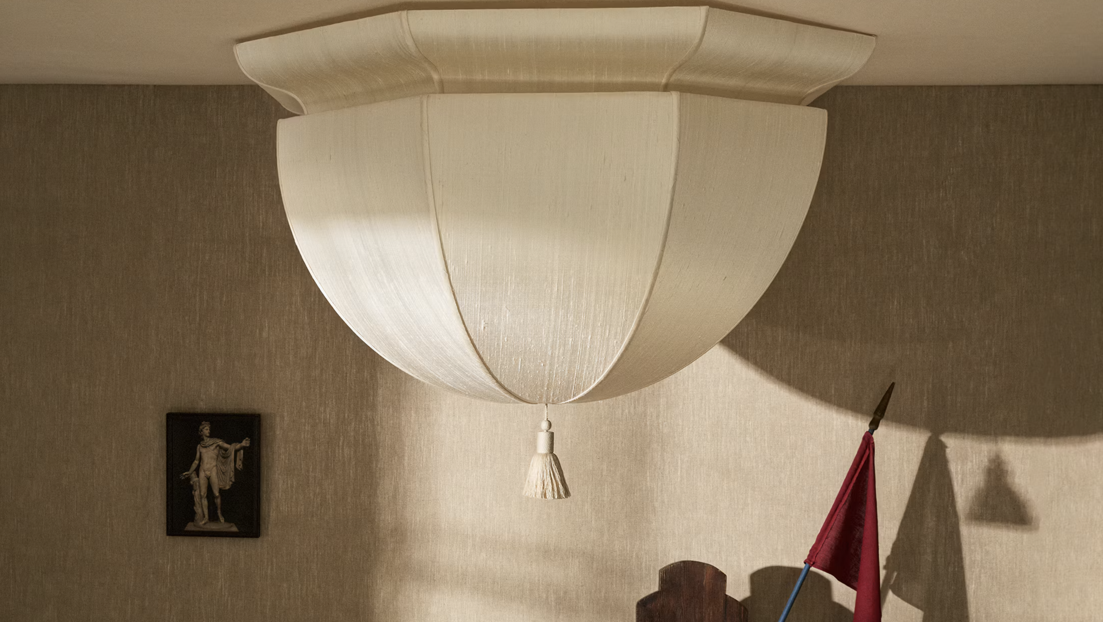 LANTERN DEMI FLUSH MOUNT LARGE par Workstead