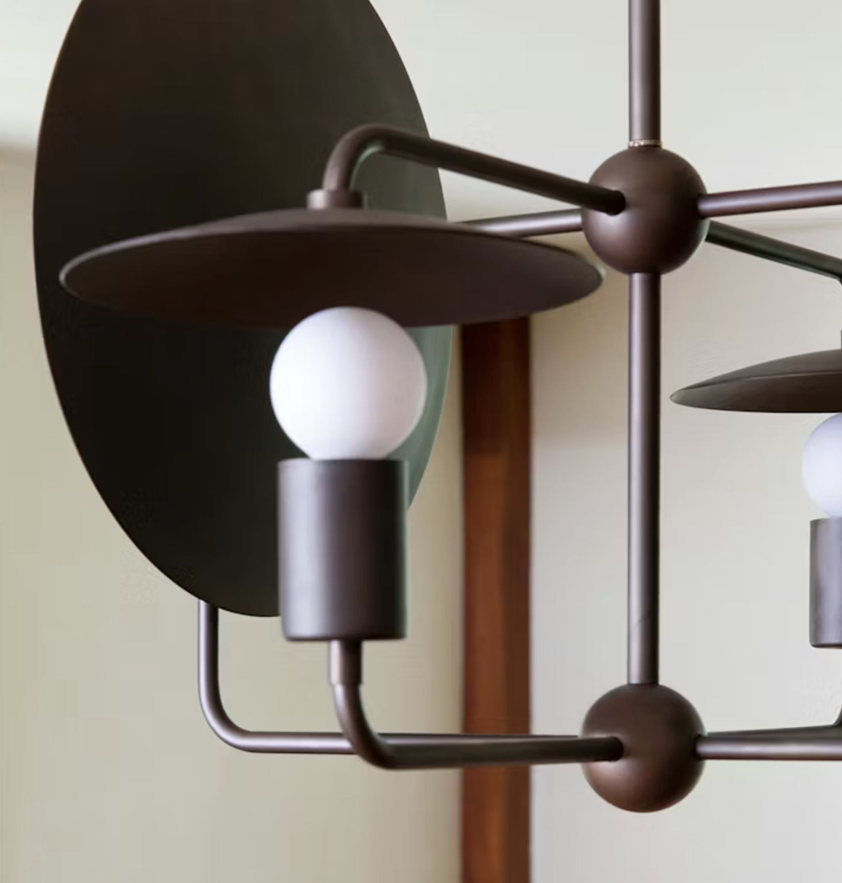 ORBIT CHANDELIER par Workstead