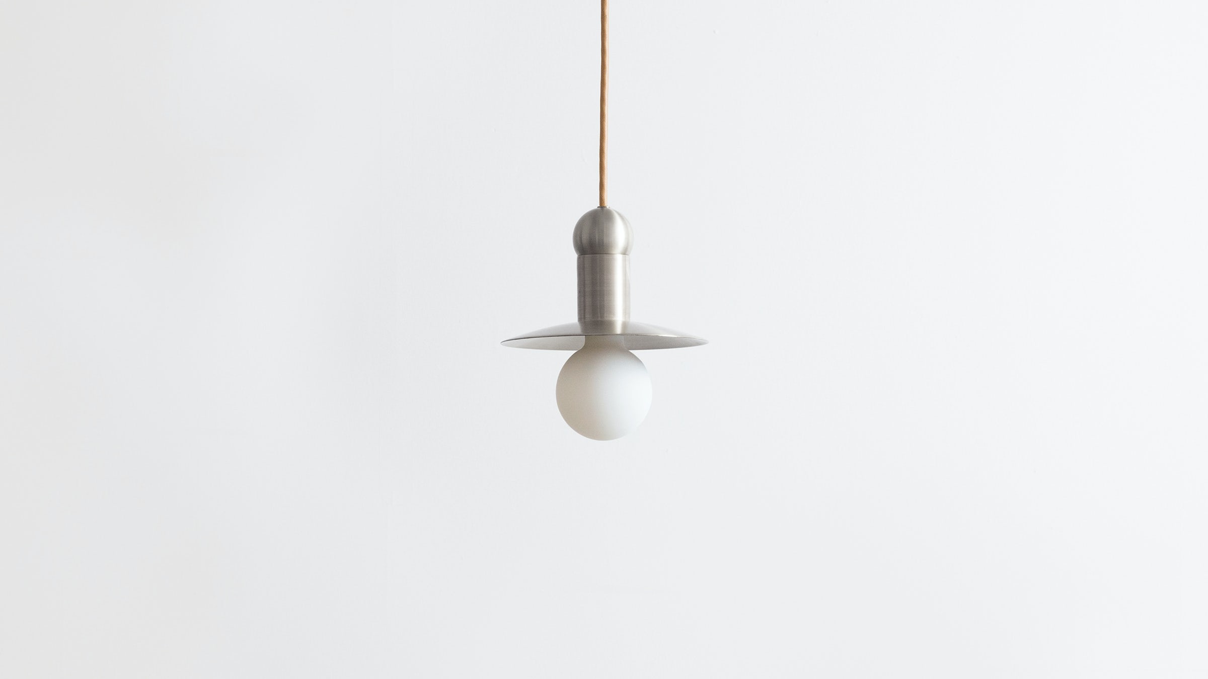 ORBIT CORD PENDANT par Workstead
